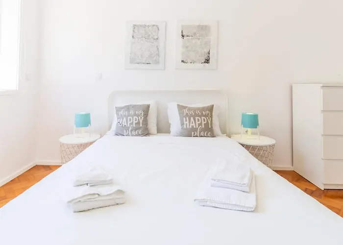 Charming Bessa Apartment By Unique Hosts