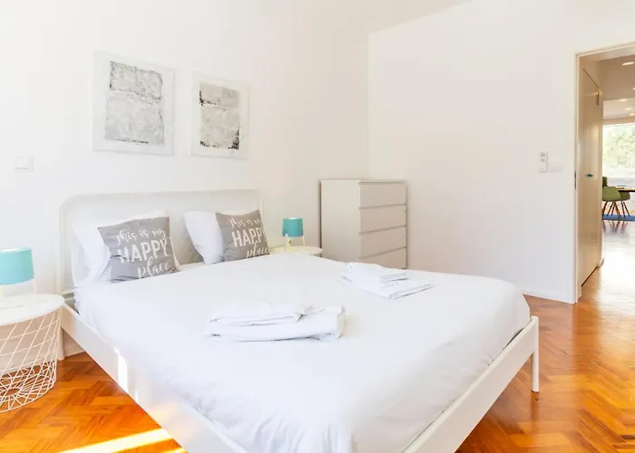 Charming Bessa Apartment By Unique Hosts